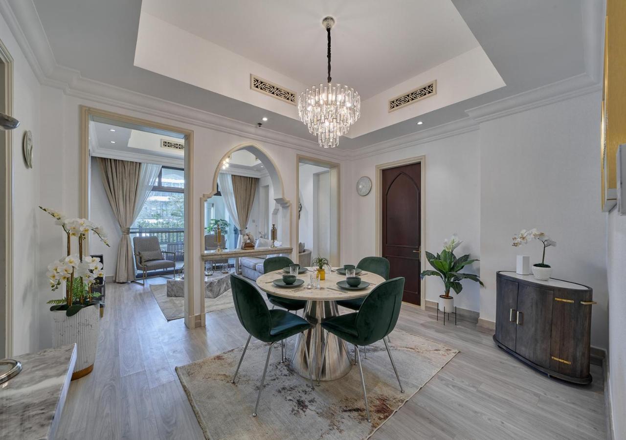 Burj Khalifa Partial View Peak Living Luxury 2Br Souk Al-Bahar Beside Dubai Mall-Golden Homes Exterior photo