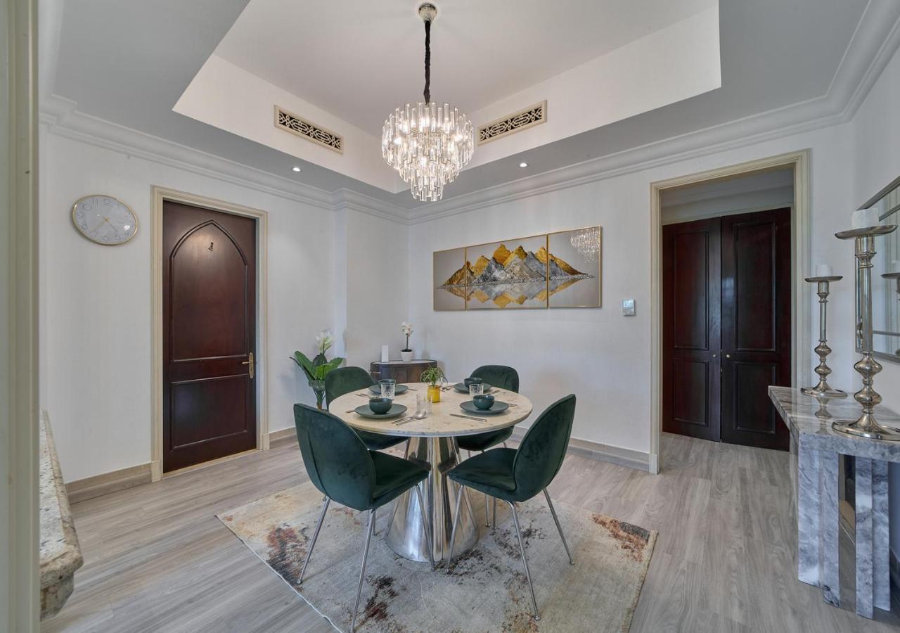 Burj Khalifa Partial View Peak Living Luxury 2Br Souk Al-Bahar Beside Dubai Mall-Golden Homes Exterior photo